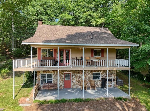 5928 Brasstown Creek Est., Young Harris, GA 30582