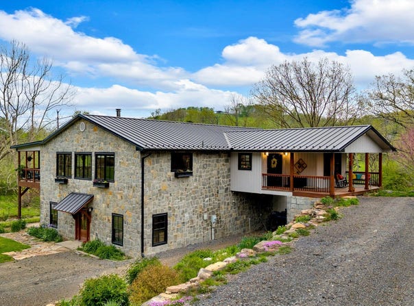 528 Tower Road, Lebanon, VA 24266