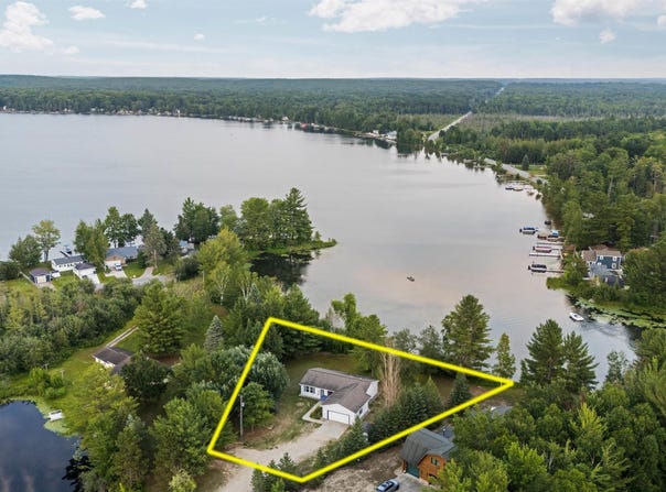 3792 NE Cove Drive, Kalkaska, MI 49646-8180