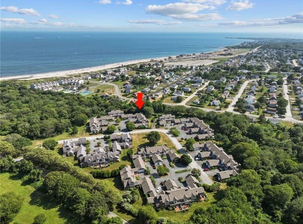 14 Fox Drive, Narragansett, RI 02882