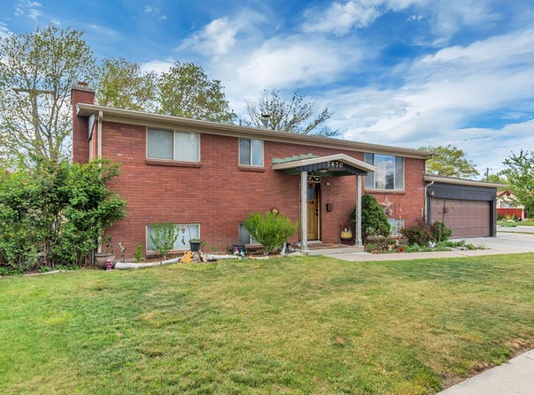 7470 S RAMANEE DR E, Midvale, UT 84047