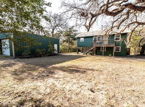 9506 Sommerville Terrace, Burton, TX 77835