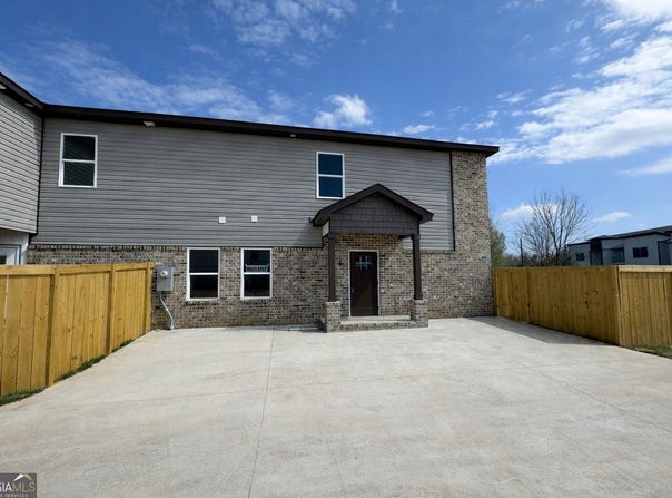 260 Beau Claire Circle, Byron, GA 31008