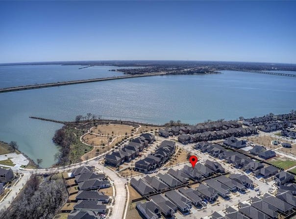 7601 Redondo Drive, Rowlett, TX 75088