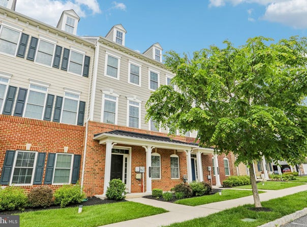 221 PATRIOTS PATH, MALVERN, PA 19355