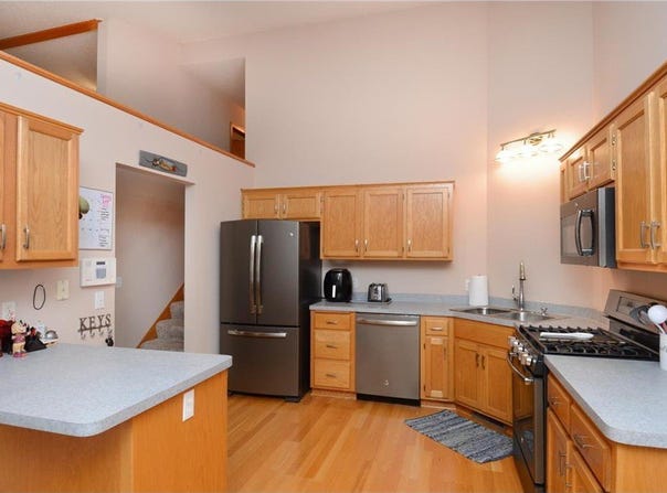 2768 Cutters Grove Circle, Anoka, MN 55303