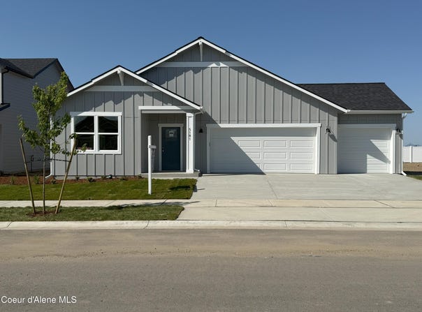 5181 E Aquila Ave, Post Falls, ID 83854