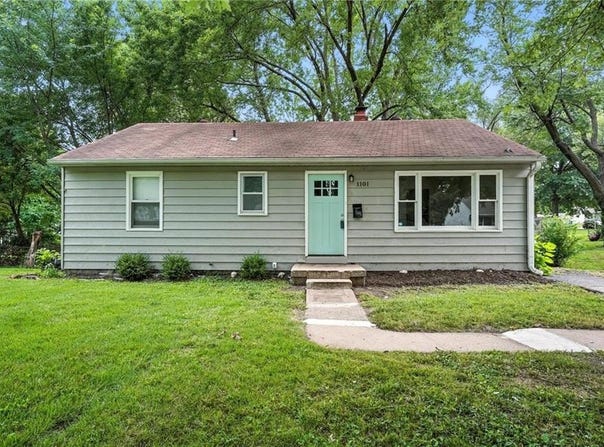 1101 NE 66th Terrace, Gladstone, MO 64118