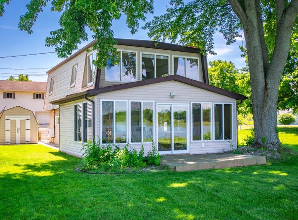4601 Anderson, Albion, MI 49224