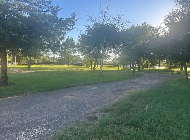 3957 Fairway, Franklin, TX 77856
