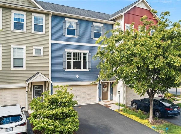 102 ROTUNDA Drive, STEPHENSON, VA 22656