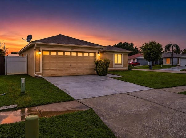 1210 BLUFIELD Avenue, BRANDON, FL 33511