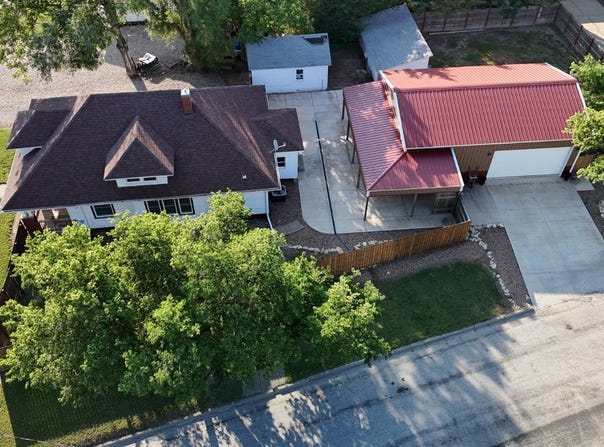 323 25th St., Wilson, KS 67490