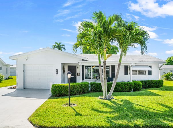 206 SW 13th Street, Boynton Beach, FL 33426