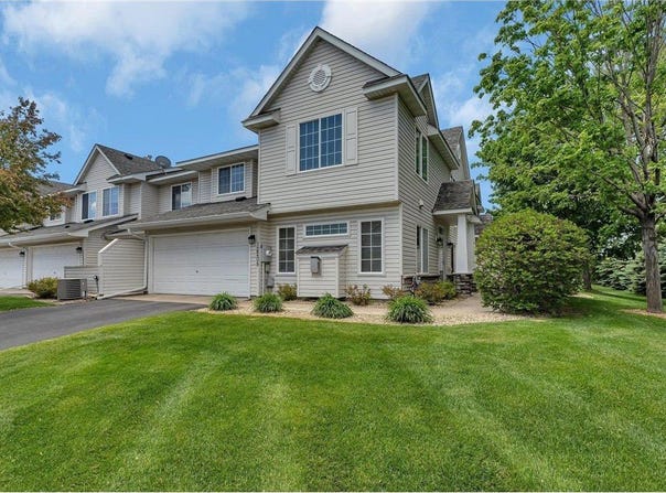 12205 Zealand Avenue N, Champlin, MN 55316