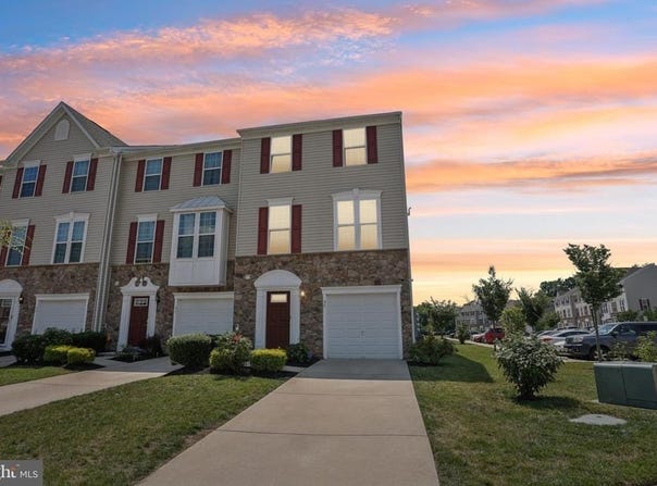 95 BENFORD LANE, EDGEWATER PARK, NJ 08010