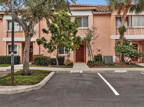 20865 NW 3rd Court, Pembroke Pines, FL 33029