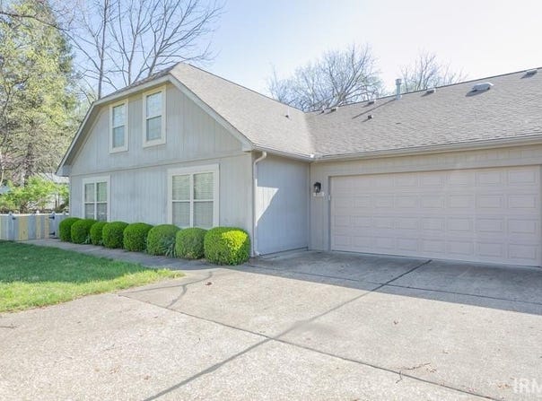 8112 Riverpark Way, Evansville, IN 47715