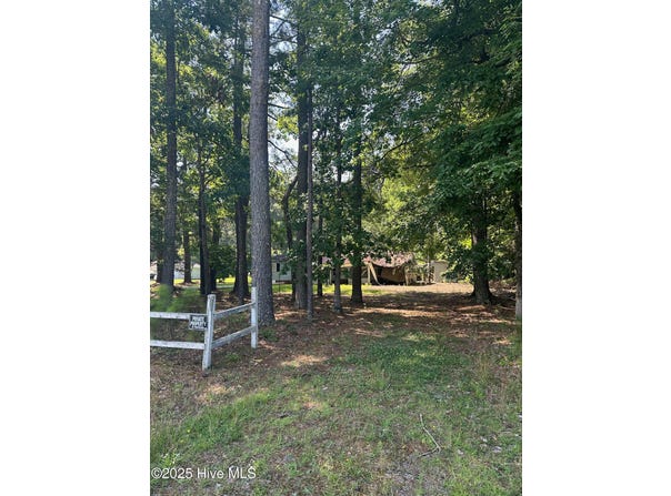 69 Gates Forest Road, Eure, NC 27935