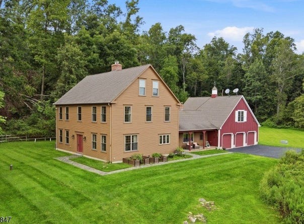 508 Maple Ln, Allamuchy Twp., NJ 07821-2326