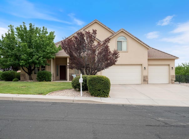 3611 S Paiute RD, St George, UT 84790