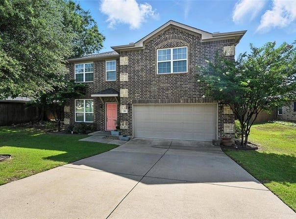 281 Rock Meadow Drive, Crowley, TX 76036
