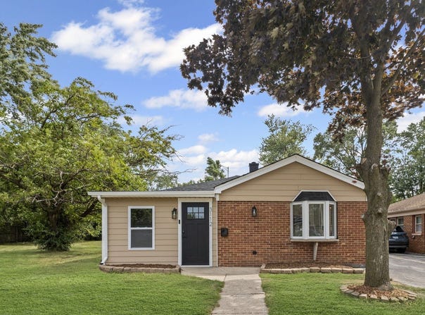 3112 W Whipple Drive, Merrionette Park, IL 60803