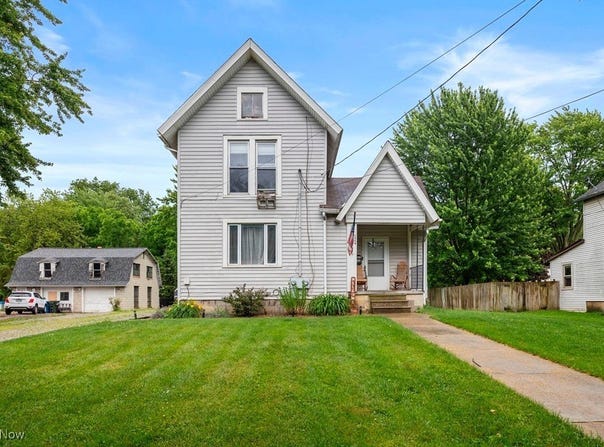 124 Wheeling Avenue, Wellington, OH 44090