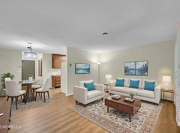 15c Cambridge Circle, Manchester, NJ 08759