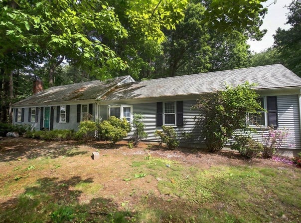 85 Fox Hill Dr, Bridgewater, MA 02324