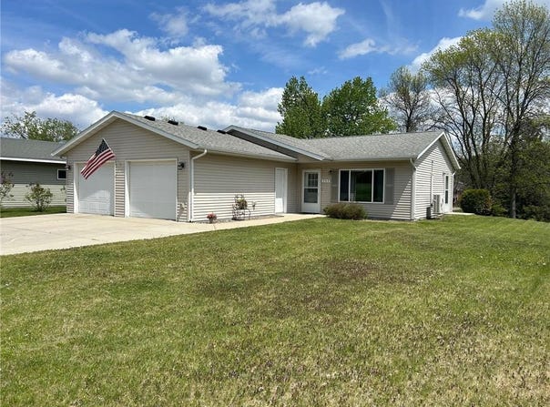 909 Oak Street, Alexandria, MN 56308
