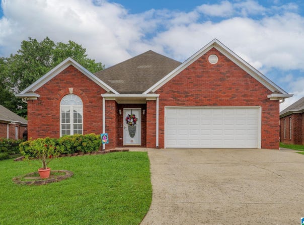 152 VICTORIA LANE, PLEASANT GROVE, AL 35127