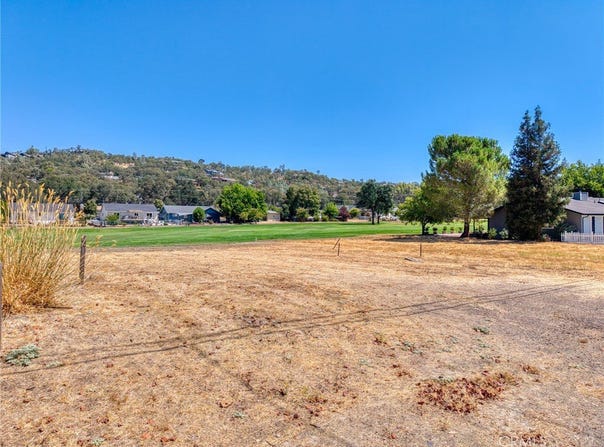 18860 Deer Hollow, Hidden Valley Lake, CA 95467