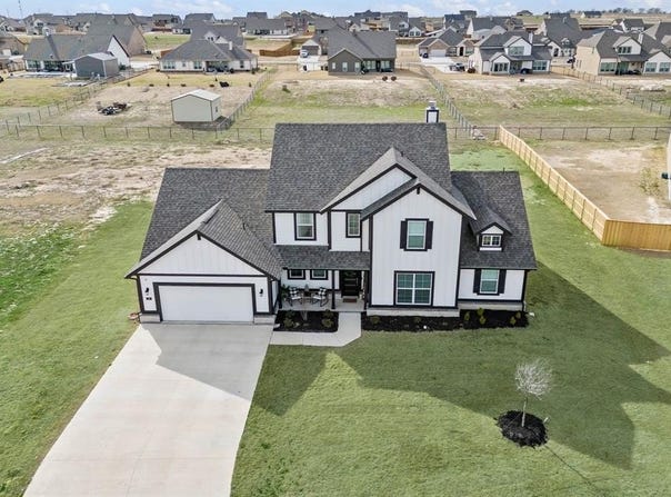 127 Clearwater Court, Rhome, TX 76078