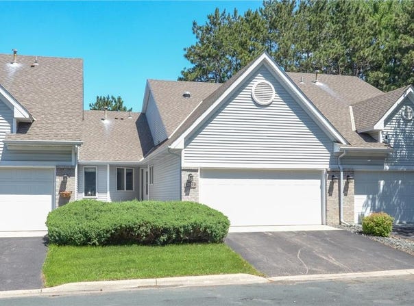 2617 Rivers Bluff Lane, Anoka, MN 55303