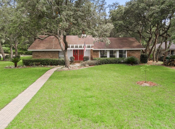1127 Muirfield Way, Niceville, FL 32578