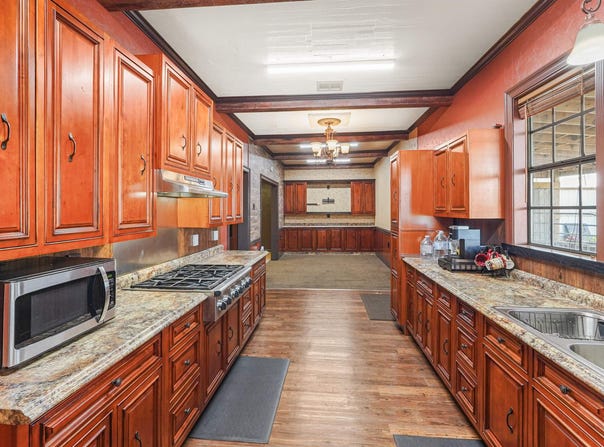 3977 Highway 1, Raceland, LA 70394
