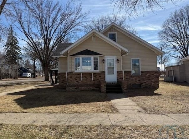 201 S 2nd Avenue, Anthon, IA 51004