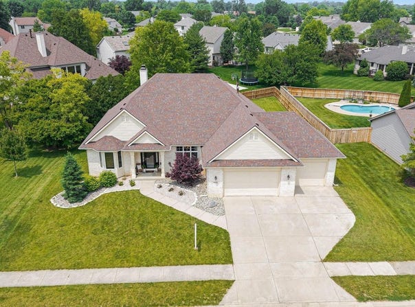 5511 Bell Tower Lane, Fort Wayne, IN 46815