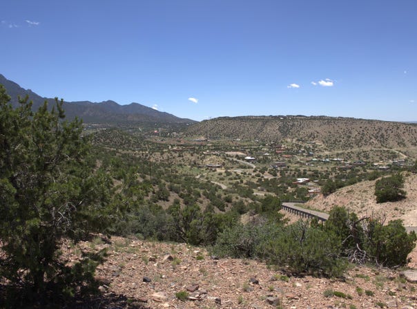 Tres Amigos, Placitas, NM 87043
