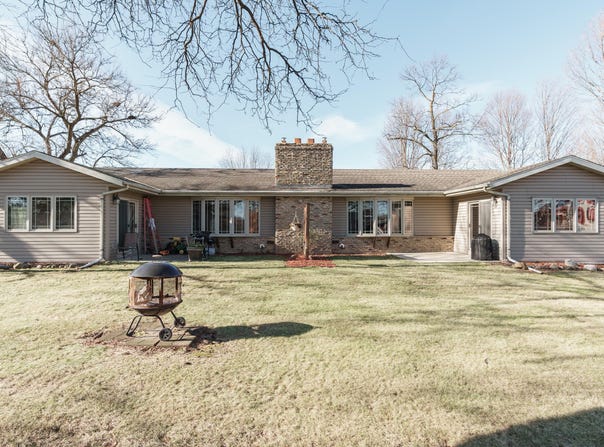 775 Horicon St, Mayville, WI 53050