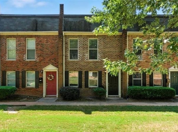 235 Winding River Drive, Atlanta, GA 30350
