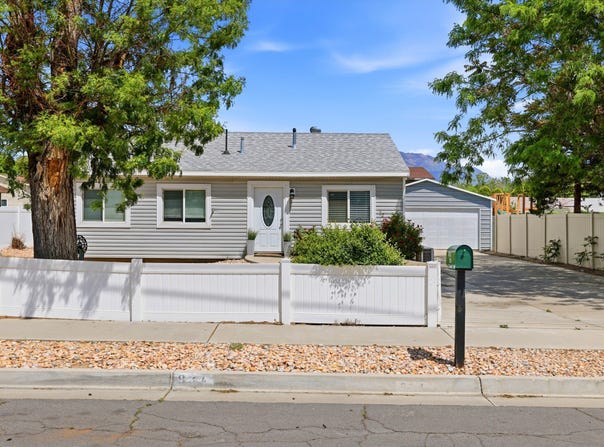 934 N 400 E, Lehi, UT 84043