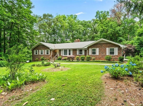 2690 Hideaway Hills Lane SW, Powder Springs, GA 30127