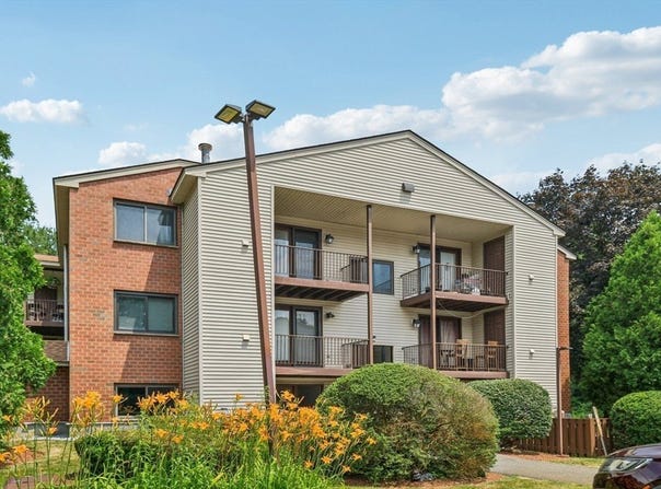 189 Littleton Rd, Chelmsford, MA 01824
