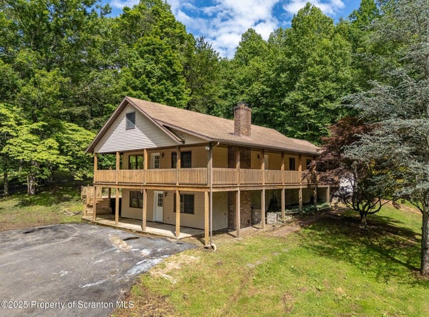 11 Old Trail Road, Tunkhannock, PA 18657