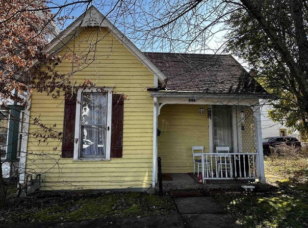 524 Mt Vernon Avenue, Fairmont, WV 26554