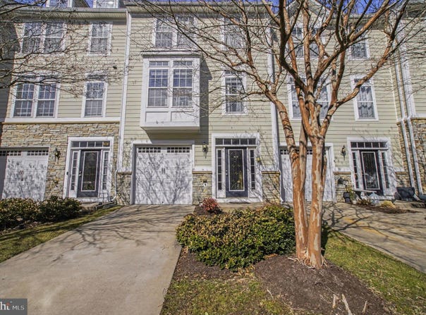 307 MONROE POINT DR, COLONIAL BEACH, VA 22443