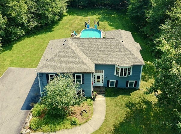 9 Eleanore Strasse Rd, Easton, MA 02356