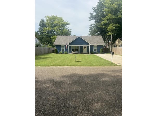 1111 N REDDING, West Memphis, AR 72301